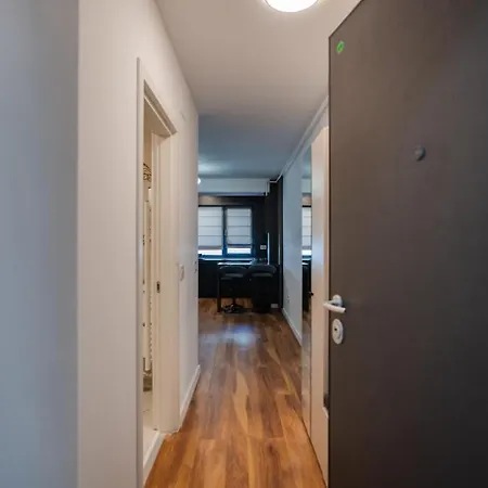The Velvet By Blvd 44b5 - Premium Retreat Bukarest